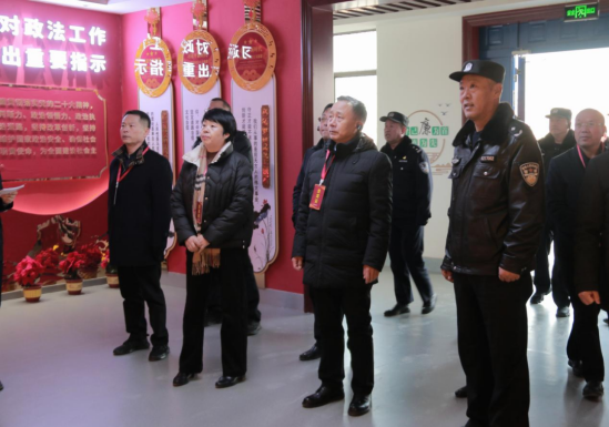 民盟省委會、民盟酒泉市委會在酒泉監(jiān)獄舉辦“黃絲帶幫教”基地揭牌儀式1696.png