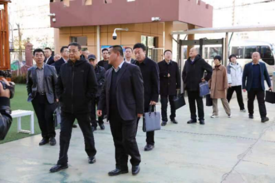 盟員風(fēng)采  劉宏江：耕耘含情 育“兒”有方897.png
