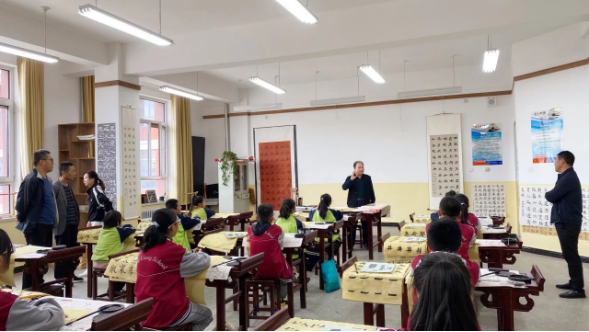 2024年安定統戰(zhàn)息第13期 民盟燭光行動藝術啟航鄉(xiāng)村學校美育同行活動豐富多才368.png