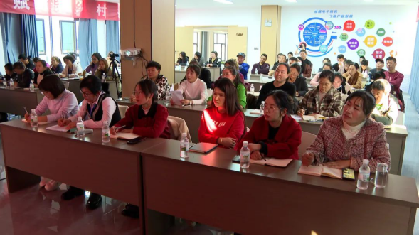 第698期   景泰縣開展新的社會階層人士電商創(chuàng)客孵化培訓(xùn)活動324.png