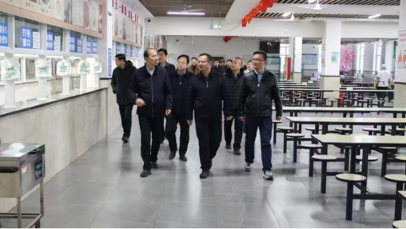 第712期   白銀市委副書記、市委統(tǒng)戰(zhàn)部部長張麟帶隊調研指導高職院校統(tǒng)戰(zhàn)工作157.png