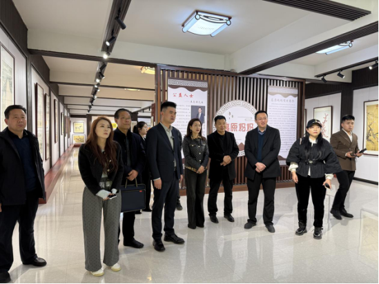 慶陽(yáng)市新聯(lián)會(huì)與鎮(zhèn)原縣新聯(lián)會(huì)開(kāi)展“同心同行·共話未來(lái)”聯(lián)誼交流活動(dòng)113.png