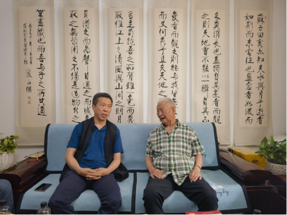 07甘肅黃埔同學(xué)會(huì)會(huì)長(zhǎng)張懷仁一行端午前夕看望慰問(wèn)健在黃埔同學(xué)（2025年5月30日?qǐng)?bào)送）266.png