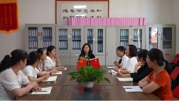 2025安定統(tǒng)戰(zhàn)信息第30期：【一線看改革】安定區(qū)：建立“基地+品牌”新的社會階層人士統(tǒng)戰(zhàn)工作新模式523.png